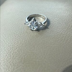 Elegant Silver Ring with Clear Gemstone